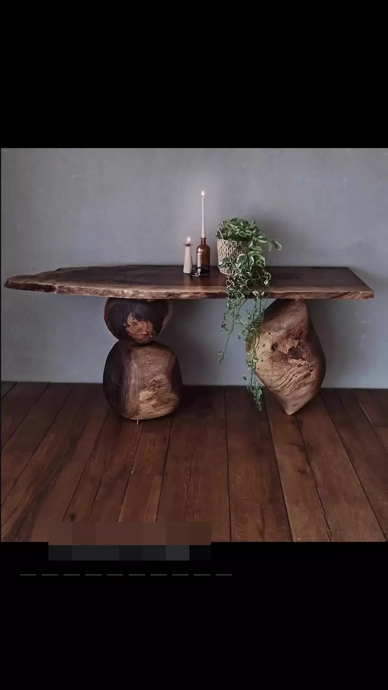 Alina Pușcaș a ales o masă din lemn masiv de nuc realizată pe comandă în România (1)