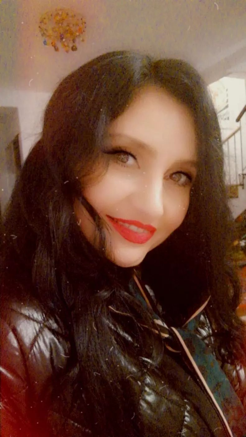 silvia-chifiriuc-vinde-masina-8