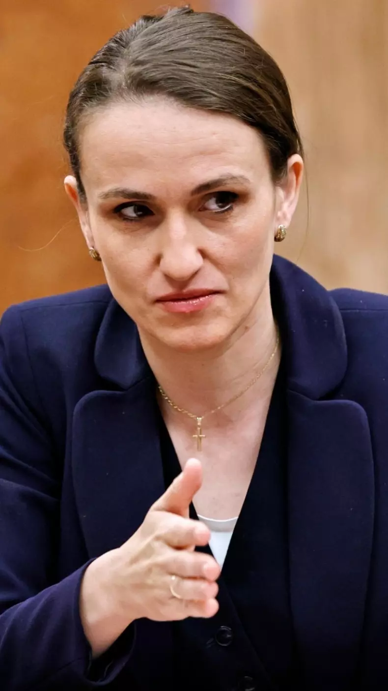 OANA-TOIU-1