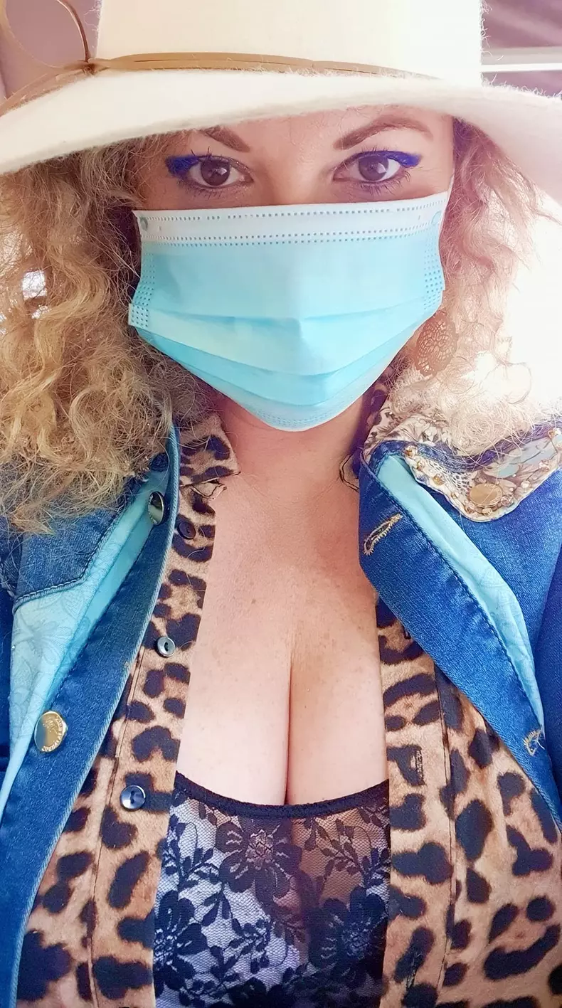 106211245_10218678148331147_8101715560697107512_n