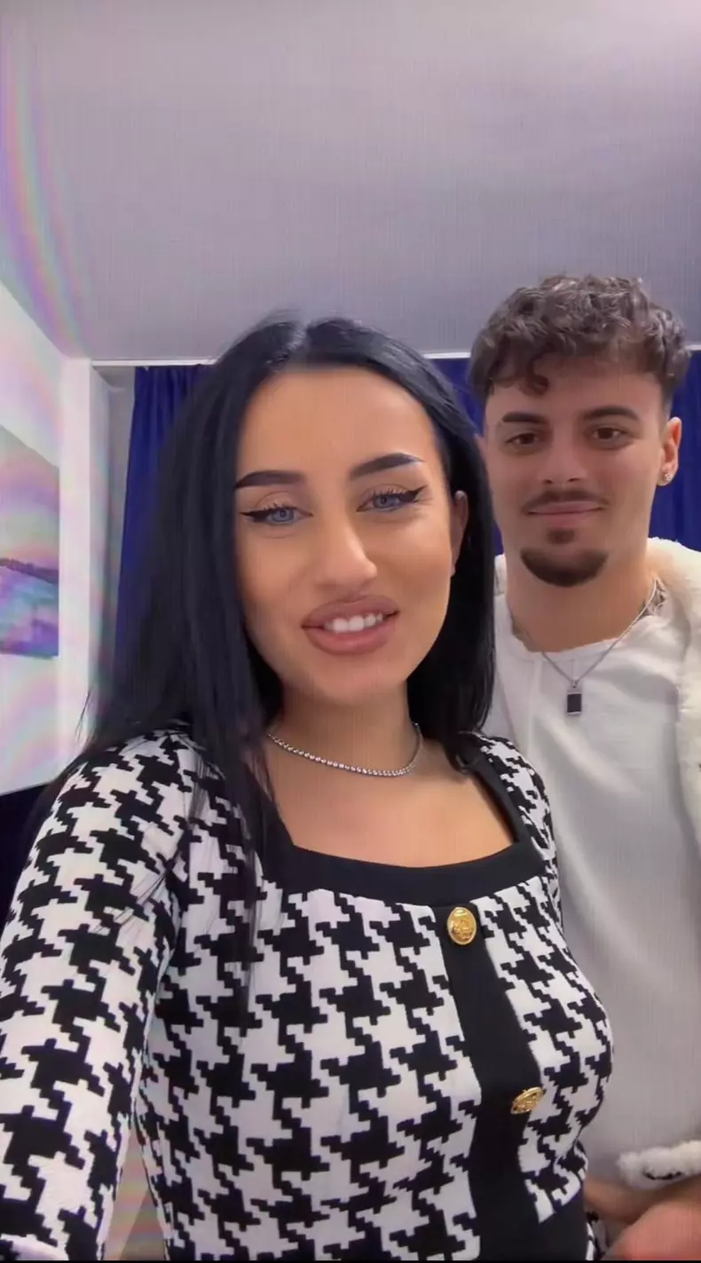 rebecca si antoni9