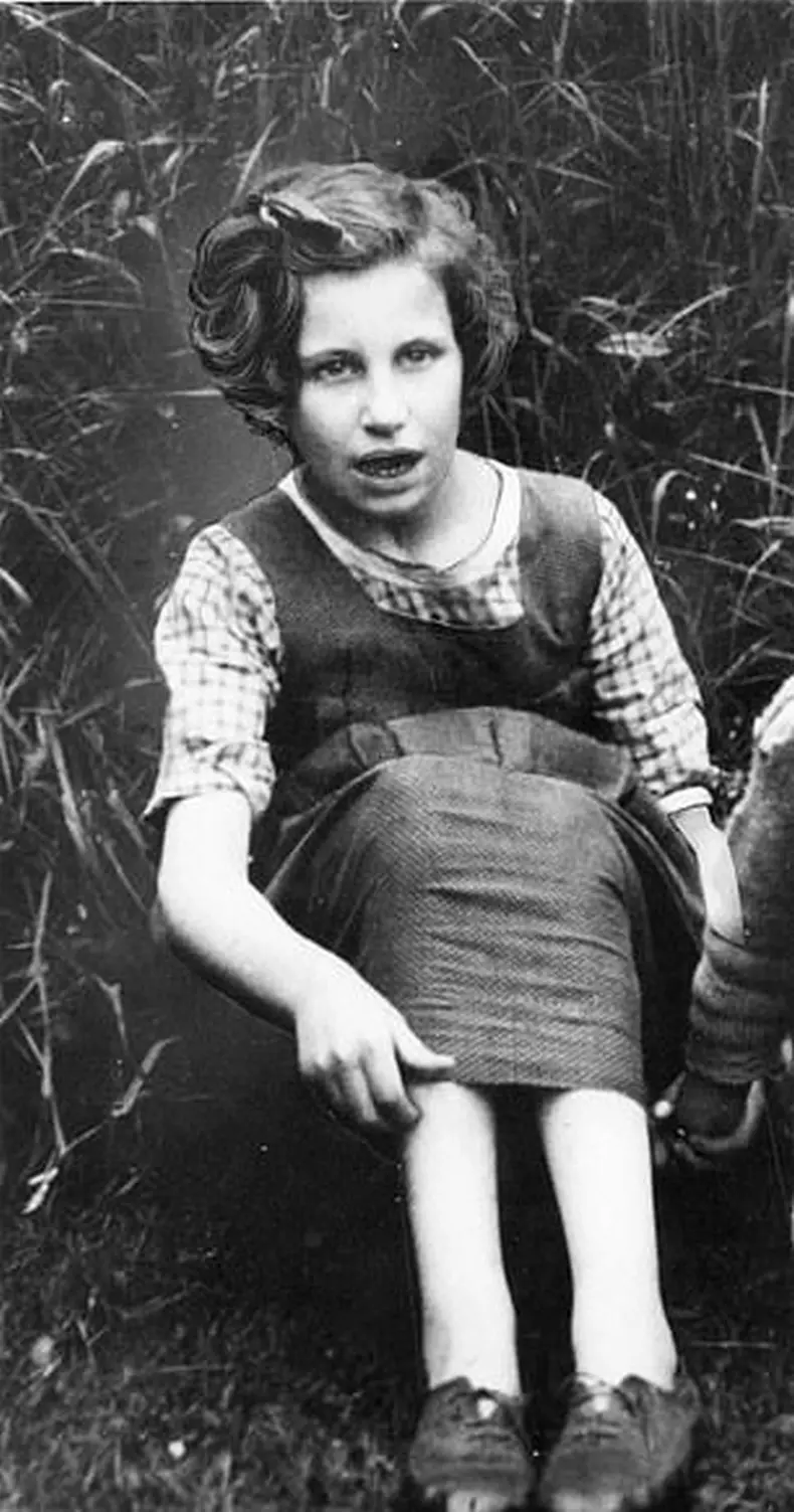 verisoara-Regina-Elisabeta1