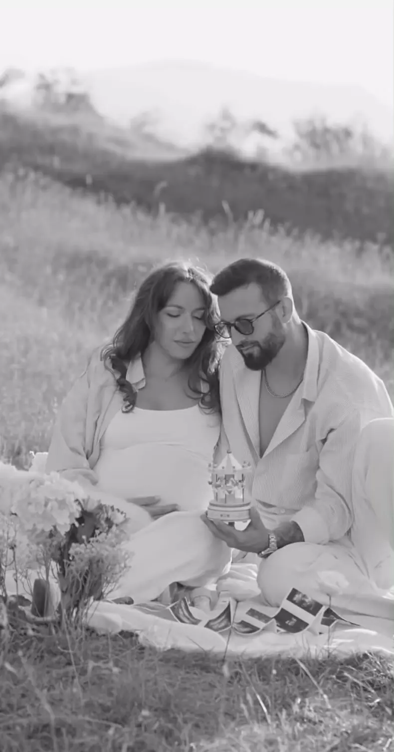 Francesca Sarao și Cristi Pungă de la Insula iubirii0