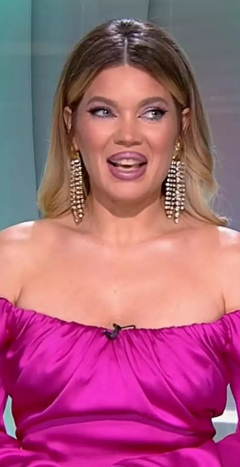 gina-pistol-uimitoare-in-ultima-sa-aparitie-la-chefi-la-cutite-2023.-cat-a-costat-tinuta-din-finala-show-ului-5
