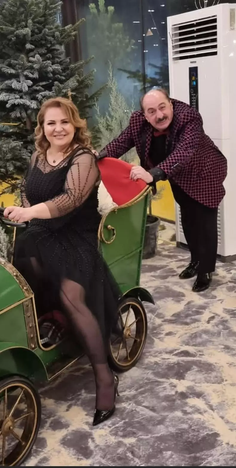 cum-arata-sotia-lui-romica-tociu