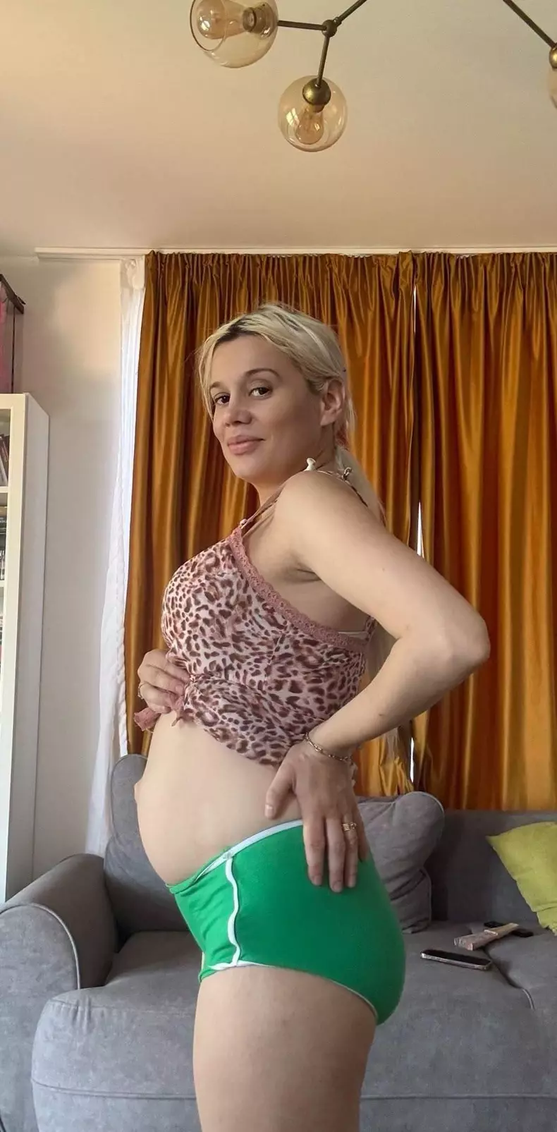 Anisia Gafton insarcinata in 8 luni