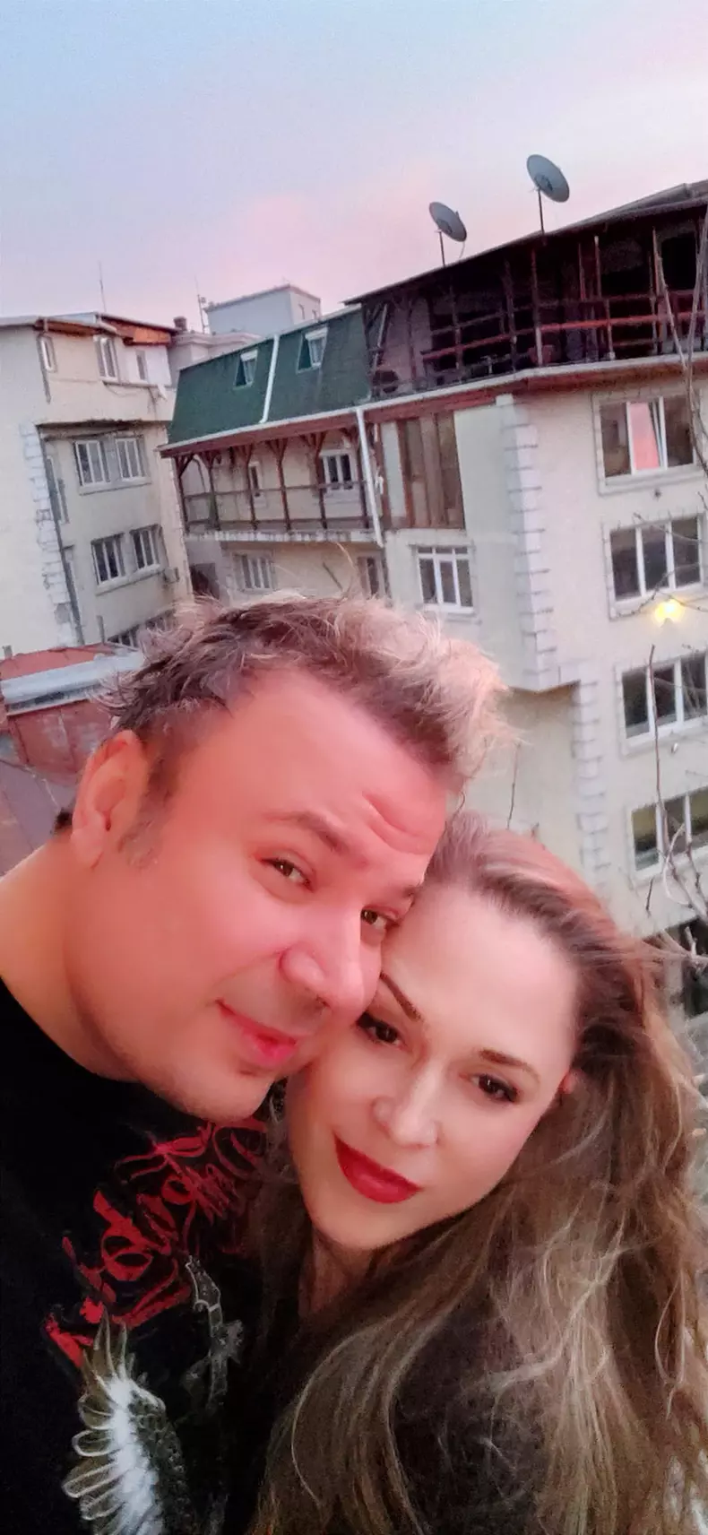 Cum-arata-sotia-lui-Dan-Helciug