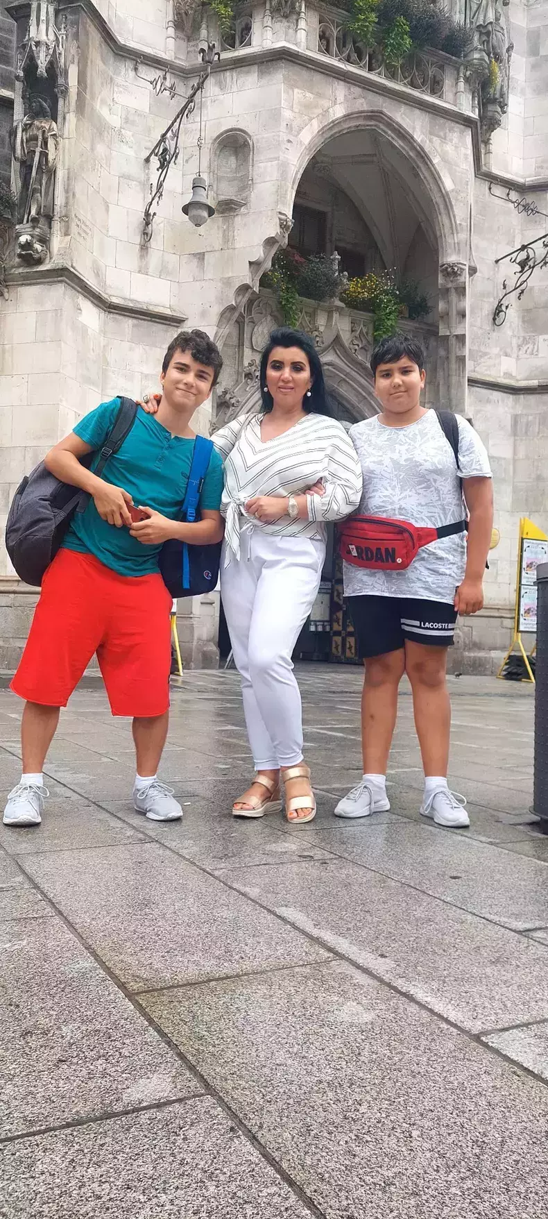 adriana-bahmuteanu-si-copiii-2