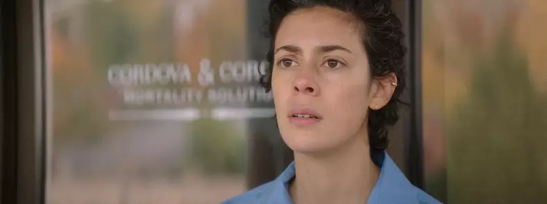 „Miss White Light”, film disponibilă pe MEGOGO  (2)