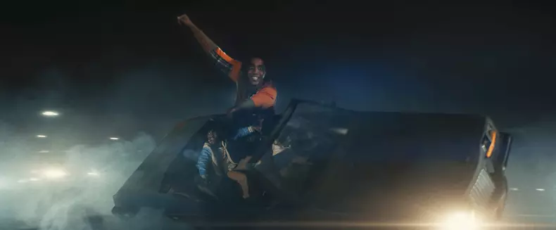 prime-video-lanseaza-primele-imagini-din-serialul-im-a-virgo-10