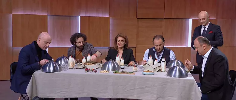 andrei-rosu-cantaret