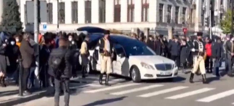 inmormantarea-petrica-mitu-stoian