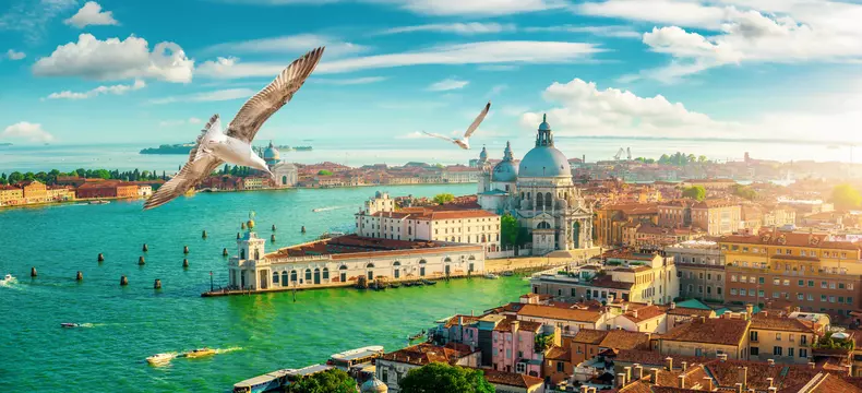 Panoramic,Aerial,View,Of,Venice,From,San,Marco,Campanile