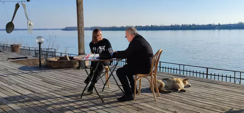 Ioana Maria Moldovan și Mircea Dinescu, filmări cu surprize la „Poezie și delicatețuri” (Prima TV) (1)