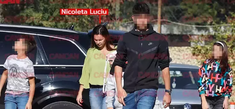 Nicoleta Luciu și cei patru copii (1)