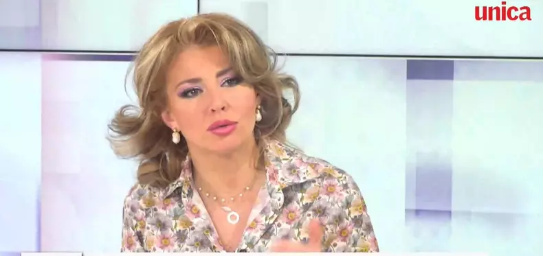 alexandra velniciuc despre batranete si azil