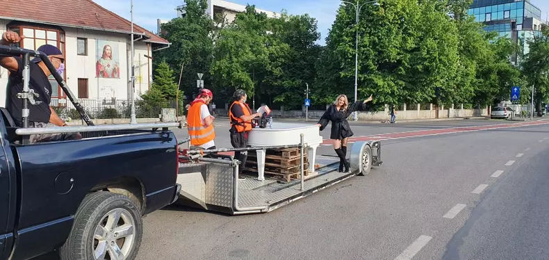 1d866880-937c-4556-8804-de33f70f7532