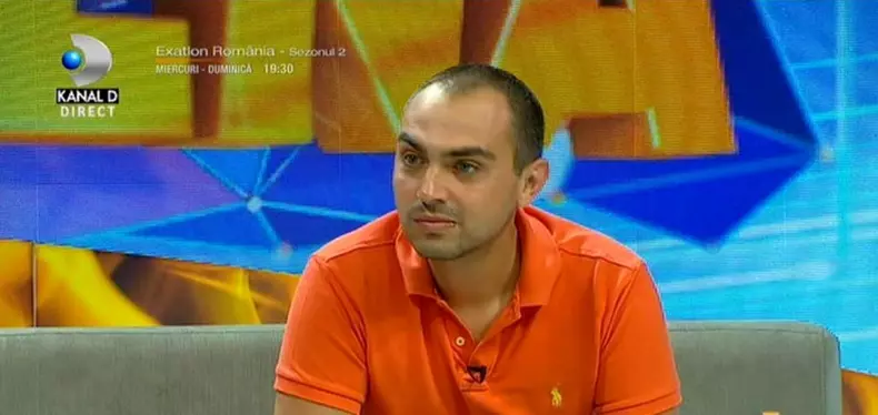 iubitul-monicai-rosu