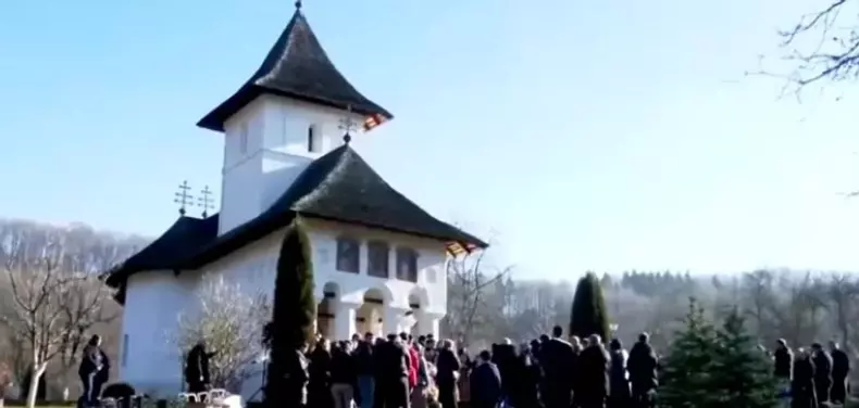 inmormantare-ilina-parvu