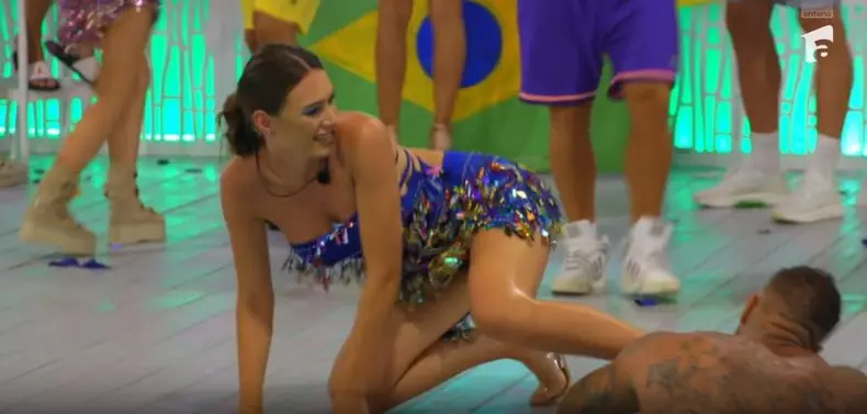 Iustina s-a dezlănțuit la Insula iubirii – 6 august 2024  (9)