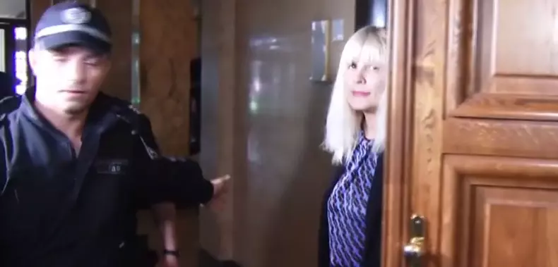 elena-udrea-amanare-3