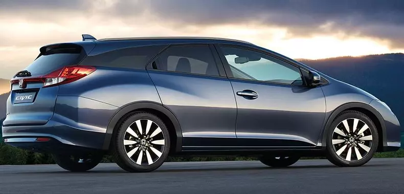 Honda Civic Tourer 006