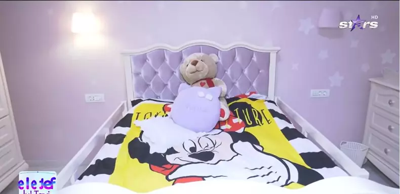 gabi-cristea-camera-fete