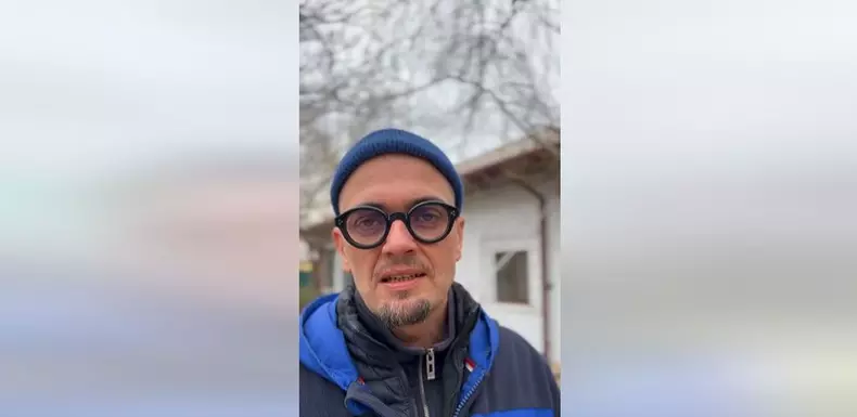 Cum arată casa de la țară a lui Oreste  (7)