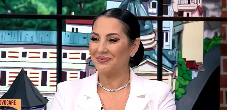 angela-rusu1_62382400