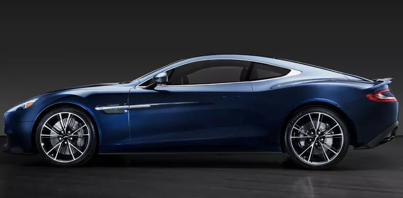 aston-martin-vanquish_100643373_l