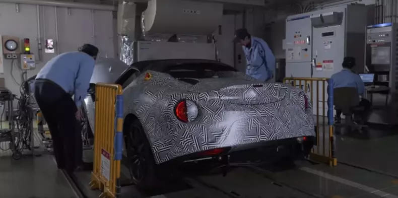 Alfa Romeo electric prototip bazat pe 4C