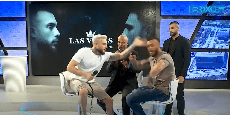 zanoaga il loveste pe bpbicioiu