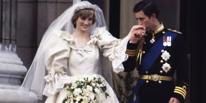 hbz-prince-charles-1981-gettyimages-73399907-1541542948
