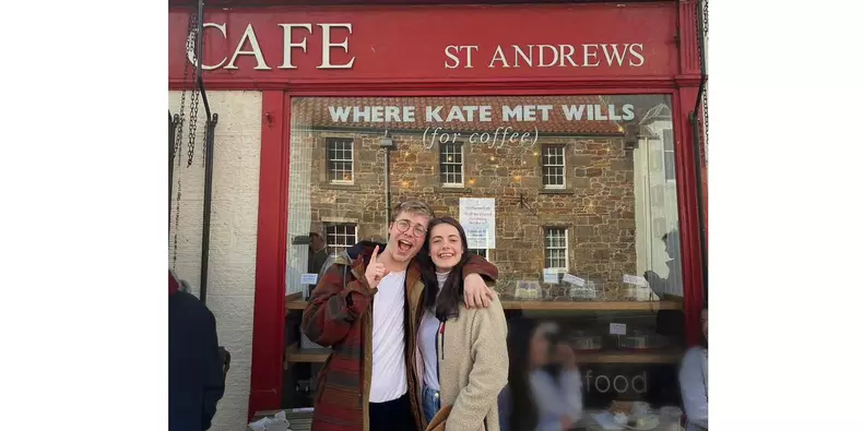 the-crown-sezonul-6.-primele-imagini-cu-prince-william-si-kate-middleton-din-serialul-netflix-3