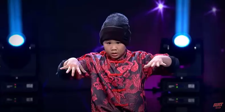 Cine este BBoy Nana de la Românii au talent 2024. Mihai Bobonete a apăsat butorul auriu și l-a trimis direct în semifinală (6)