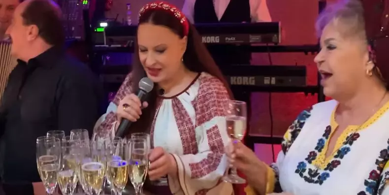 romica-tociu-zi-de-nastere-8