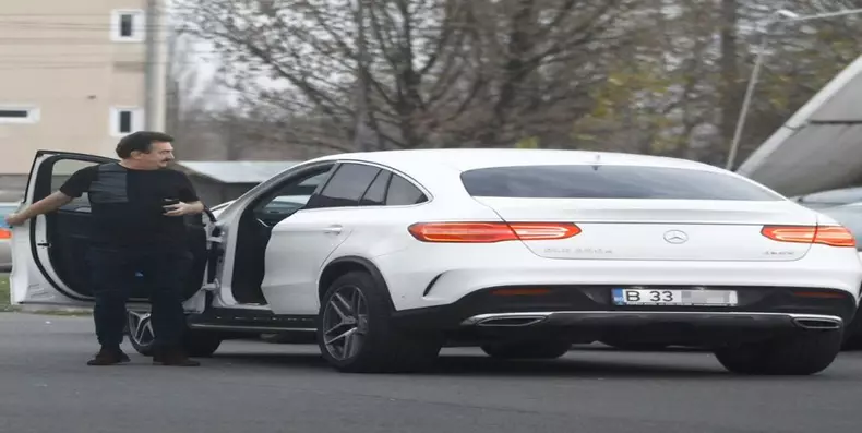 petrica-mitu-stoian-masina-22