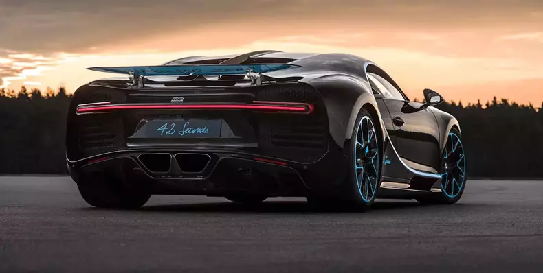 Bugatti Chiron 42 2