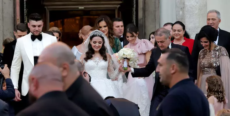 gigi-becali-nevasta4