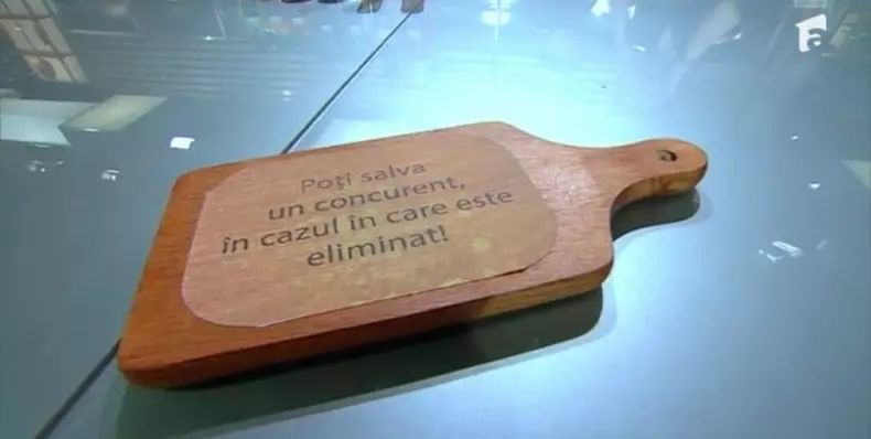 amuleta chefi la cutite