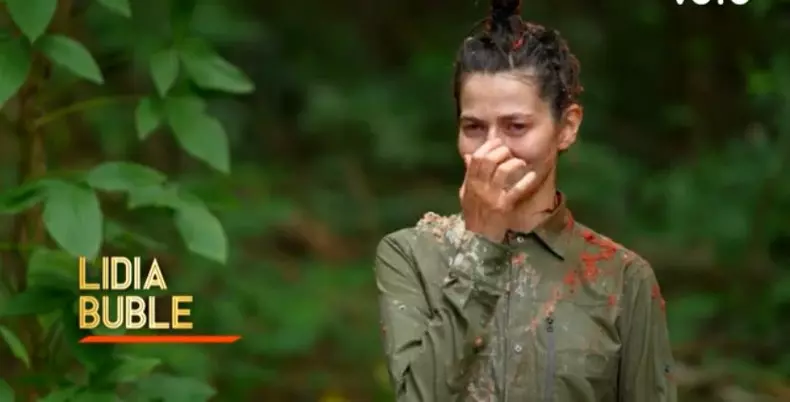 sunt celebru scoate ma de aici lidia buble