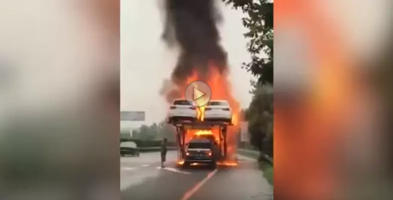 trailerul in flacari