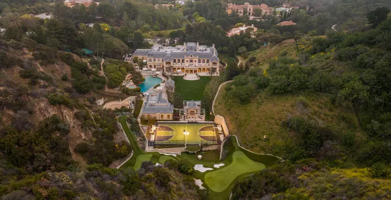 Mark Wahlberg vend son château à Los Angeles pour 87.5 millions de dollars