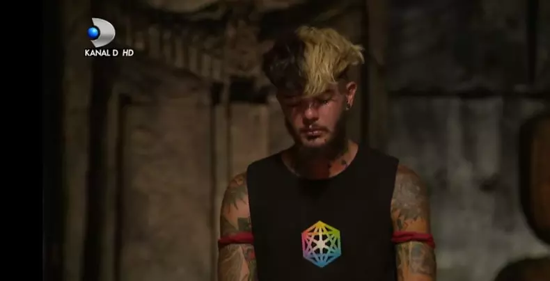 ce-face-zanni-cu-premiul-survivor-8