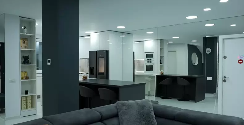 Dorian Popa și-a renovat casa din Domnești (8)