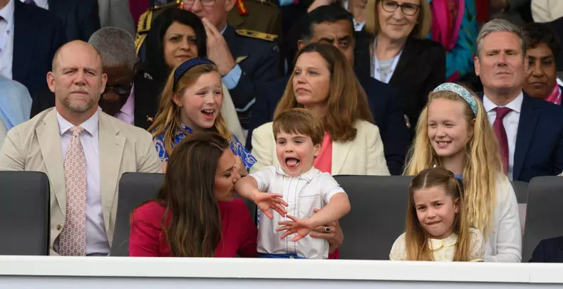 Kate-Middleton-reactie-adorabila-dupa-ce-Printul-Louis-s-a-dat-in-spectacol-la-Jubileul-Reginei-1
