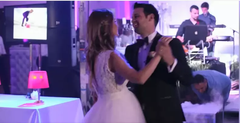 Cum a arătat soția lui Robert Tudor de la Power Couple în ziua nunții  (1)