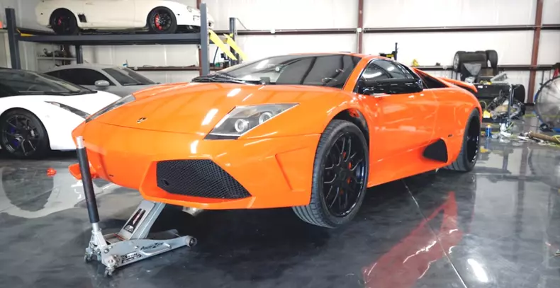 singur revizia lamborghini