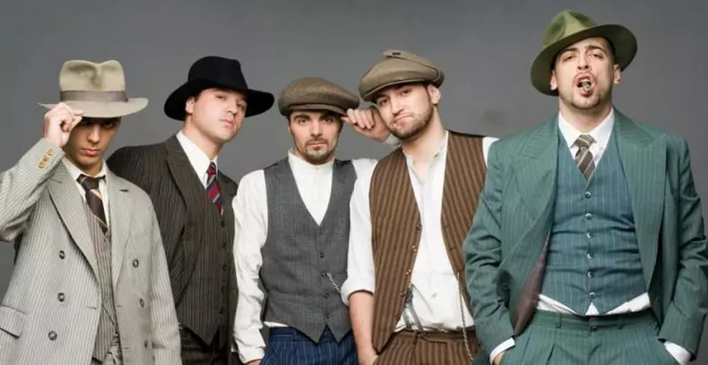 smiley si trupa simplu