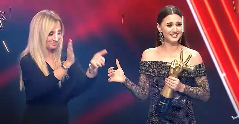 lara-fabian-si-aura-sova-vocea-romaniei
